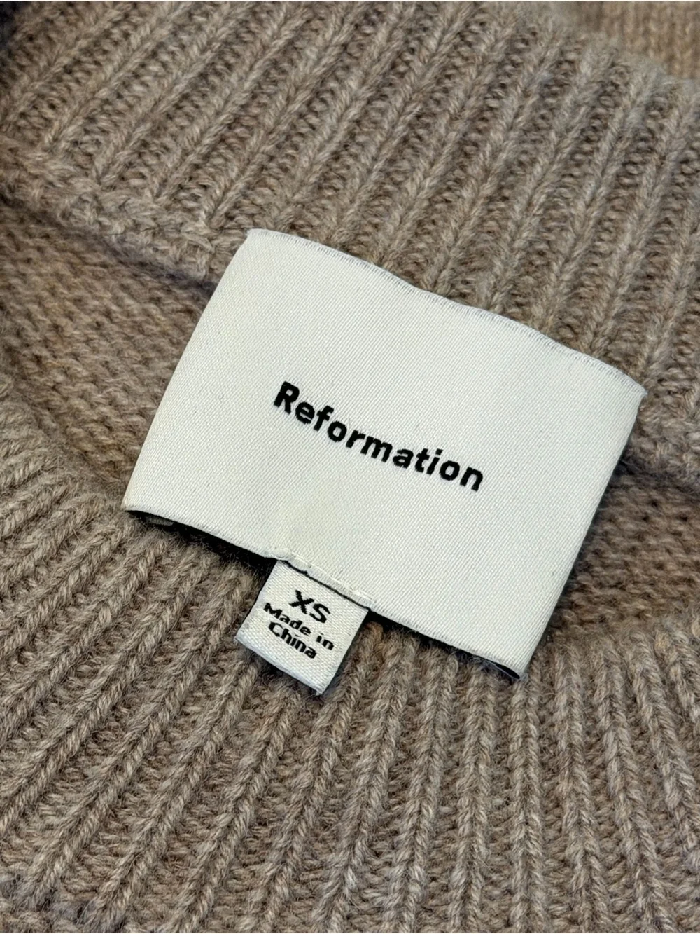 Reformation Cove Cashmere Sweater - Picture 3 of 3